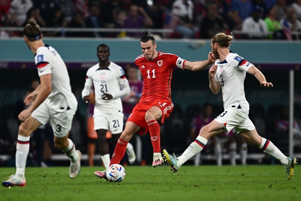 Gareth Bale tạo nên lịch sử cho ĐT Xứ Wales 5